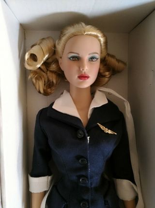 Tonner Shelly Air Stewardess 16 " Doll Le 150 Flights Of Fancy Convention