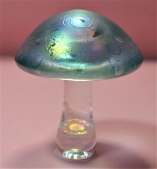 Vintage Small Heron Glass Mushroom Paperweight Aqua Iridescent Lustre 7 Cm S5