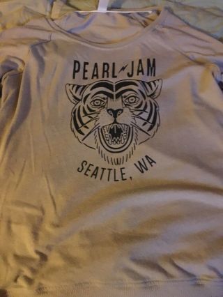 Pearl Jam Long Sleeve T Shirt Womens Large Seattle Beige