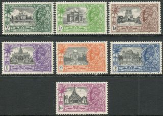 India 1935 Kgv Silver Jubilee Set Of Stamps Value To 8as Vlmm