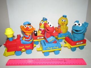Vintage Tyco Sesame Street Wind - Up Train Bert Ernie Big Bird Elmo Cookie Monster