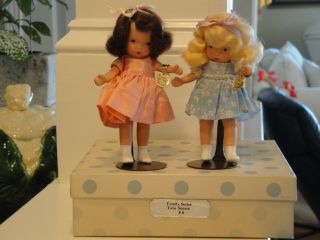 NANCY ANN STORYBOOK 84 TWIN SISTERS WITH GOLD WRIST TAGS.  BOX AND NASB STANDS. 3