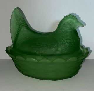 LG Wright Hen On Nest With Chicks Chicken 5” - Frosted/Waxed Green 3