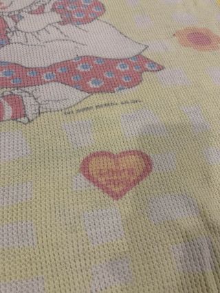 Raggedy Ann & Andy Vintage Yellow Thermal Waffle Weave Blanket Bobbs Merrill 2