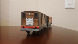 Thomas & Friends Trackmaster Toby (2009) & Henrietta (2006) Motorized Train
