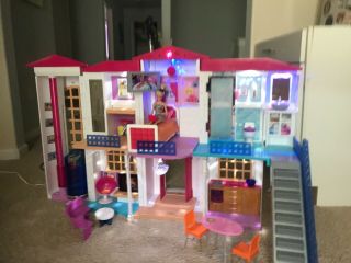 Barbie Doll Dpx21 Hello Dreamhouse With Wifi Voice Activated.  Rare