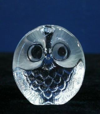 Vintage Signed Mats Jonasson Glass Owl Paperweight.