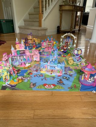 Disney Magic Kingdom Polly Pocket Castle Playset Peter Pan Flight & Dumbo W/mat