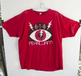 Pearl Jam Red Lightning Bolt Tour Shirt 2013 Size Xlarge