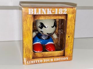 Blink 182 - Rabbit Bunny Vinyl Figure Limited Tour Edition Gensen -