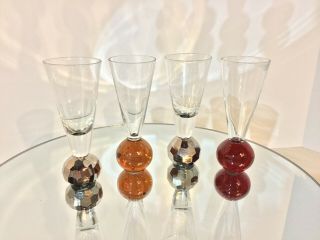 Set Of 4 Hand Blown Glass Bubble Ball Bottom 5.  5 " Tall Shot Glasses