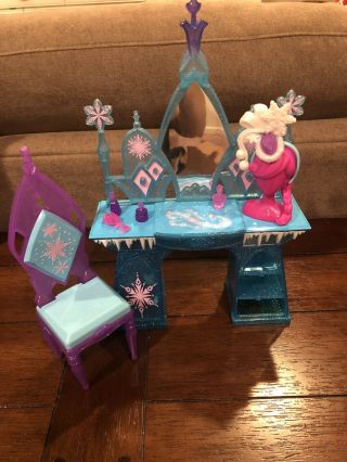 Disney Frozen Elsa’s Vanity Doll Furniture Set Complete Chair Mirror Hairpiece