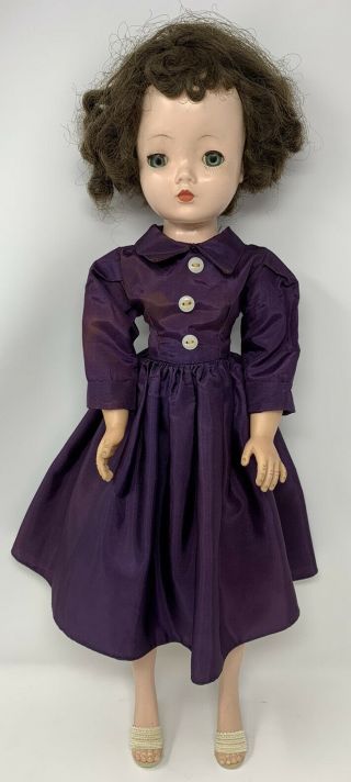 Vintage Madame Alexander Brunette Cissy Doll Tlc