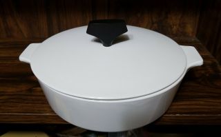 Vintage Corning Ware 1 Qt Buffet Server Round Casserole Dish B - 1 White W/lid