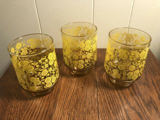 (3) Vtg Smoky Brown Rocks/juice Glasses Yellow Flowers Anchor Hocking? Libbe