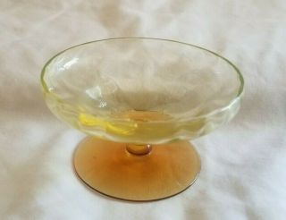 Art Deco Small Yellow Vaseline Uranium Glass Nut Dish Bowl Salt Dip Amber Base
