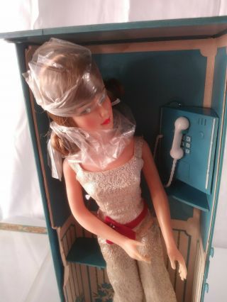 Vintage 1965 IDEAL POS ' n MISTY Doll In TELEPHONE BOOTH 3