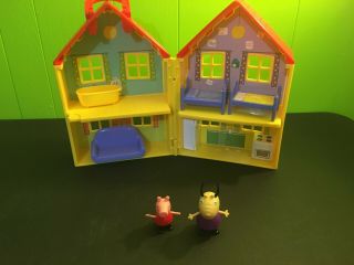 Nick Jr Peppa Pig Fold - N - Carry Play House With Figures And Furniture
