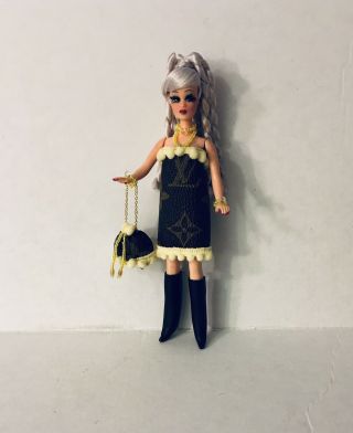 Custom Topper Dawn Doll Shopping In Lv Platinum Blond Curly Swirls Glori