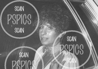 7 Rare B&w Candid Photos Barbra Streisand