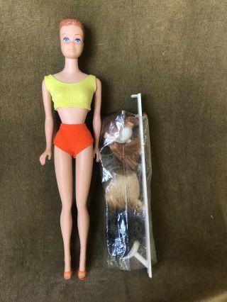 Vintage Barbie Midge Doll With Wigs In Plastic 1960’s