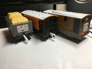 Non Thomas & Friends Tomy Trackmaster Toby W/ Henrietta And Truck 2005
