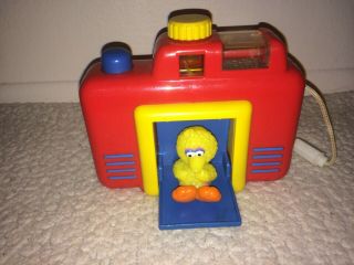 Vintage 1989 Sesame Street Big Bird Wind Up Pop Out Camera Toy By Illco - Rare