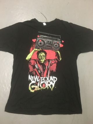Found Glory Michael Jackson Thriller Shirt Size Large Tour Concert Thriller