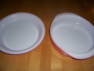 Vintage Pyrex Flamingo,  Pink 8 Inch Round Cake Pan And Pie Plate