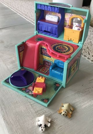 Vintage Pound Puppies Home Sweet Home Galoob Mini Playset 1990s,  2 Puppies