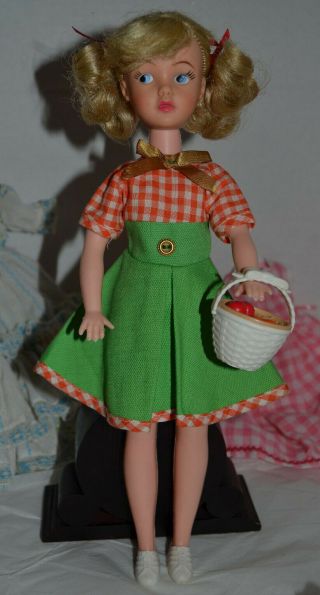 Vintage UNIQUE 1960 ' s ELLY MAY Ellie Mae CLAMPETT Calico Lassie DOLL & Outfits 2