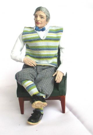 Doll Artisan Marcia Backstrom Dollhouse Miniature Man Dressed For A Day Of Golf