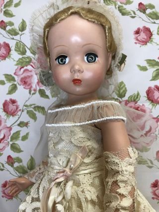 Vintage Madam Alexander 18” Maggie Doll.  ❤️❤️❤️