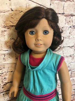 American Girl 18” Doll Lindsey - Retired Goty With Skateboarding Outfit