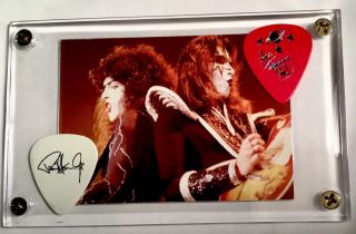 Kiss Ace Frehley & Paul Stanley Tour Guitar Picks / Alive Card 33 Display