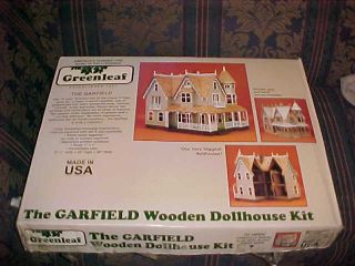 Greenleaf Garfield Wooden Dollhouse Kit,