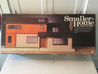 Tomy Smaller Homes Dollhouse Complete With Box1980 