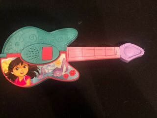 2013 Fisher - Price Dora And Friends Play It 2 Ways Guitar Electronic Sound Toy