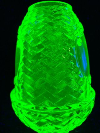 Green Vaseline glass Fairy lamp votive candle holder uranium Basket weave / tea 2