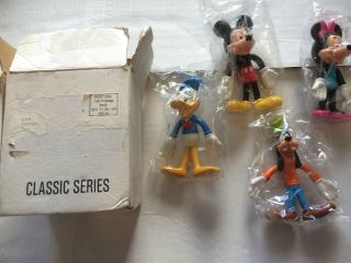 Vintage Walt Disney World Resort Donald Goofy Bendable Toy Figure Minnie Mickey