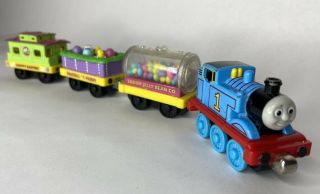 Thomas Take Along Easter Eggs Train 4pc Die Cast Metal Train Cars N Play Engine