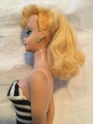 Vintage 1959 850 Blond Barbie Box And Dresses 3