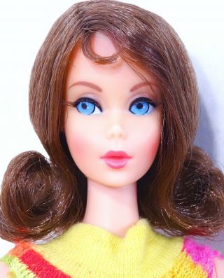 Vintage Brunette Flip Twist N Turn Barbie Doll