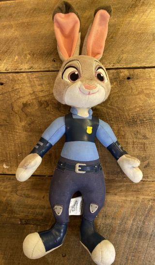 Disney Store Exclusive Zootopia Police Officer Judy Hopps Plush Rabbit Toy