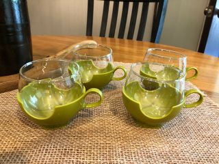 VINTAGE SET OF 4 PYREX AVOCADO GREEN PLASTIC AND GLASS COFFEE CUPS 3