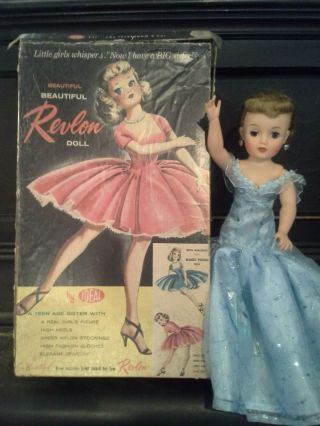 Ideal Vt 18 Doll Miss Revlon With 6 Outfits & Extra 
