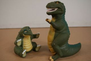 1988 Pizza Hut Land Before Time Dinosaur Puppets 2 T - Rex Sharp Tooth And Spike