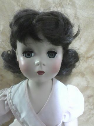 1950s 18 inch Madame Alexander Maggie Walker doll 3