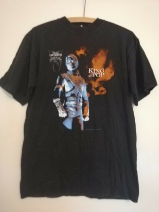 Michael Jackson History Tour T shirt.  Size men ' s medium. 2