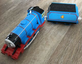 Gordon Thomas & Friends Trackmaster Motorized Train 2009 Mattel Connected